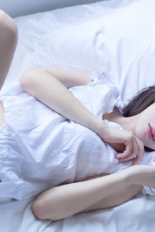 新婚夫妻出租屋隐私被曝光